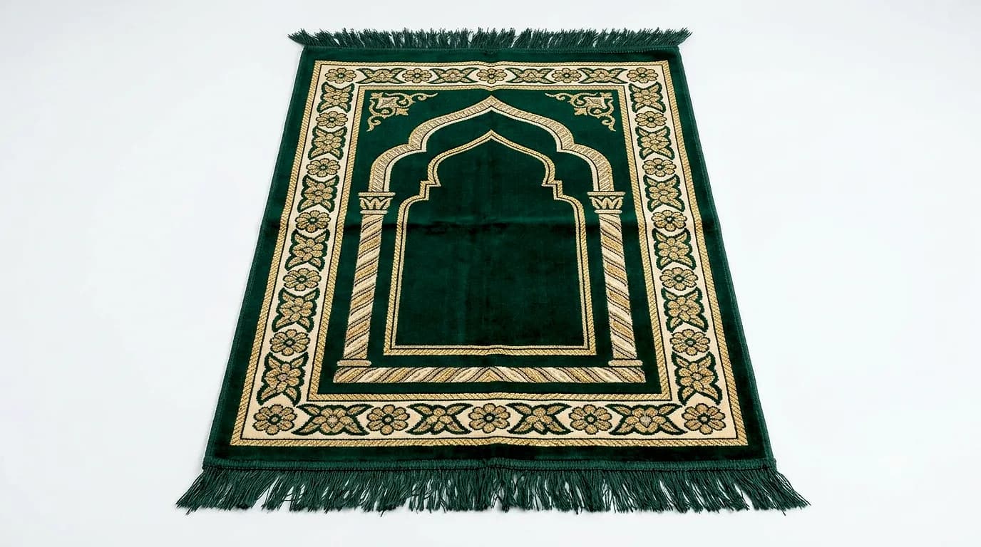 Premium Green Prayer Mat (Jaijamaz) – সবুজ ভেলভেট ইসলামিক নামাজের জায়নামাজ
